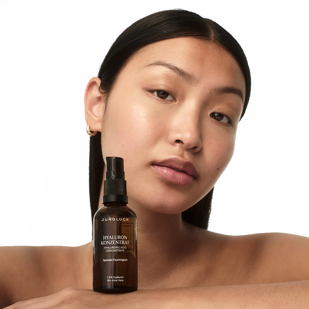 Set to reduce dryness with SPF