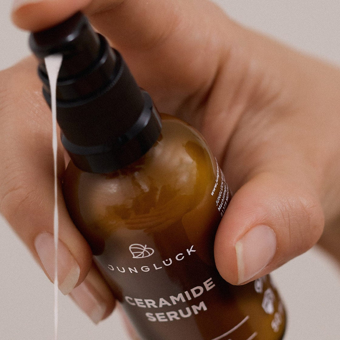 Ceramides Serum: Hautschutzheld für Ihre Haut