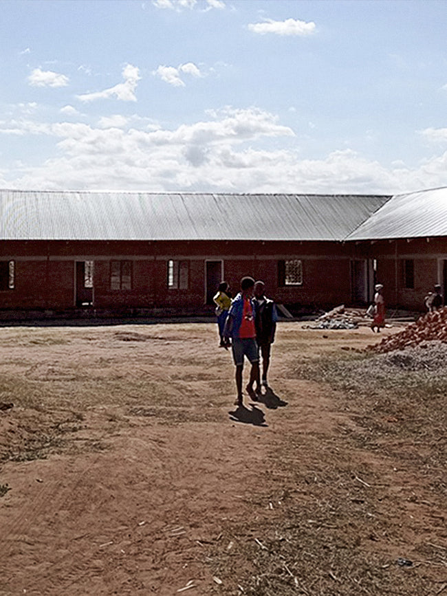 Nakatete abc-Primary in Ntambo - Unser JUNGLÜCK in Malawi ist in Betrieb