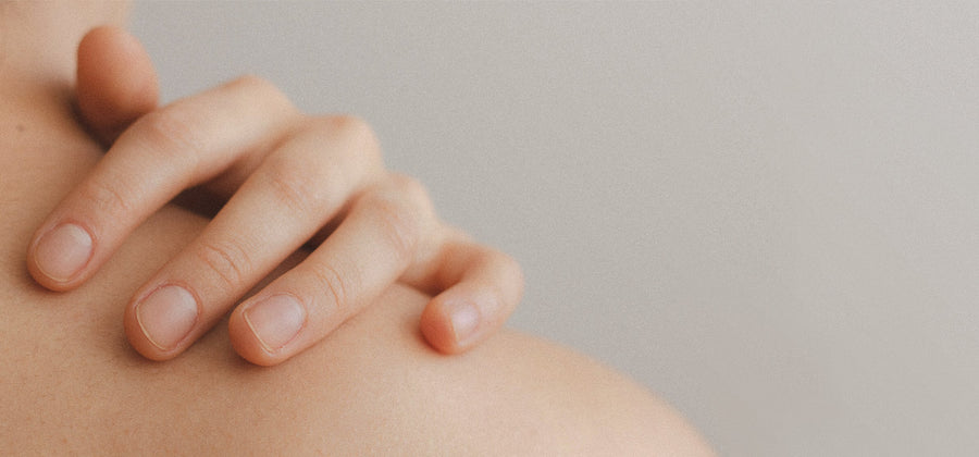 Gestresste Haut: 10 Tipps gegen Stresspunkte & juckende Haut