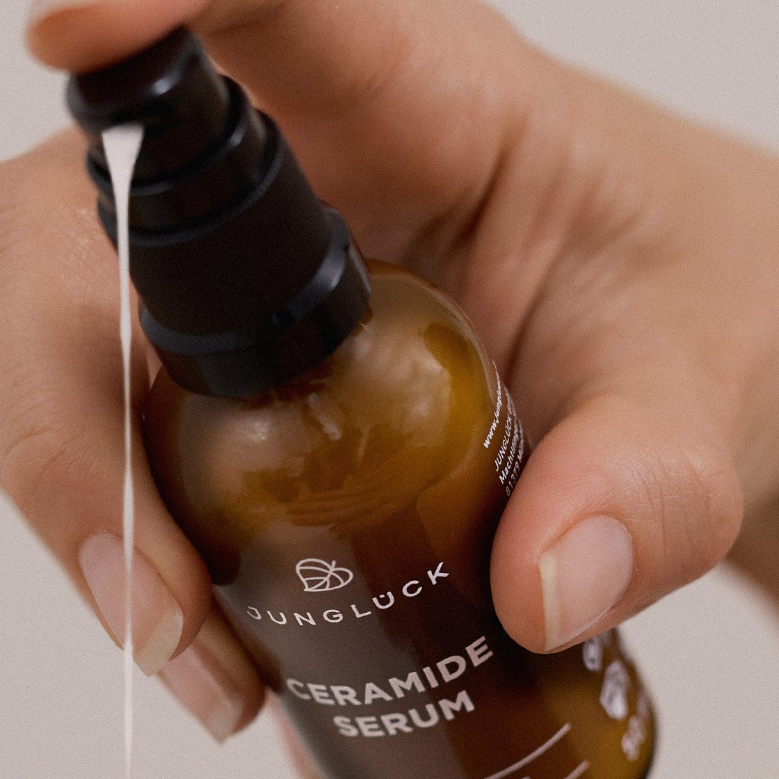 Ceramides Serum: Hautschutzheld für Ihre Haut