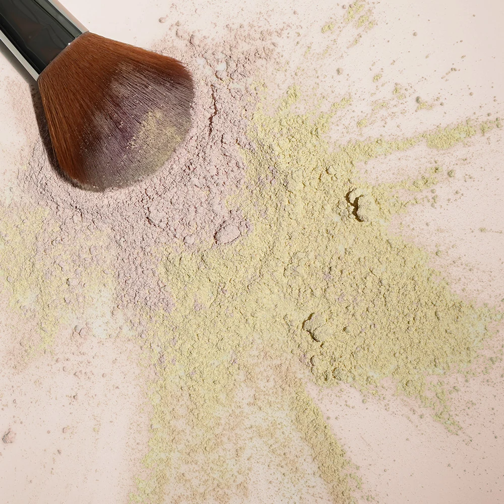 Transparenter Puder